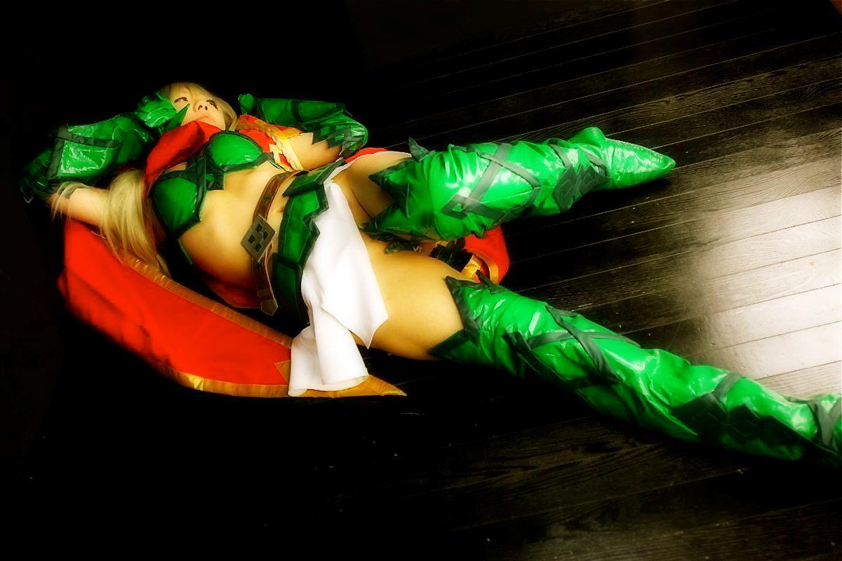 [Cosplay]  Queens Blade  Echidna & Alleyne Vs Tentacles SP2